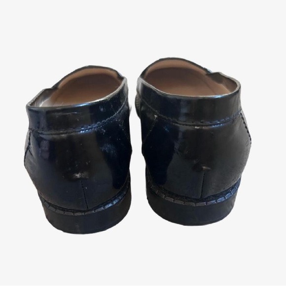 CHANEL Glossy Black Loafers with Logo - Picture 5 of 8